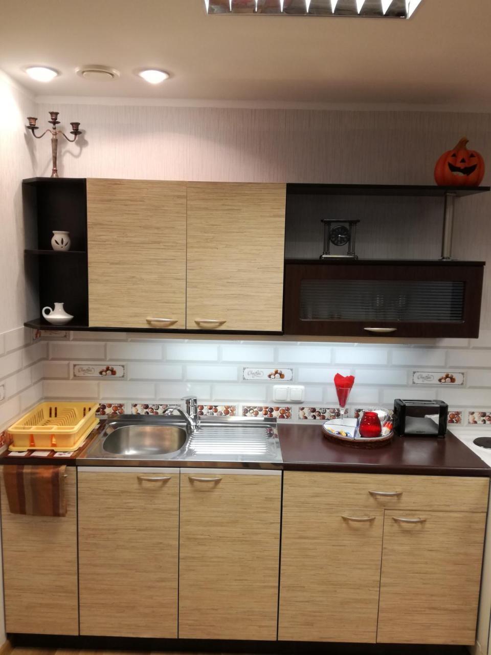 Papiniidu Studio Apartments Pärnu Esterno foto